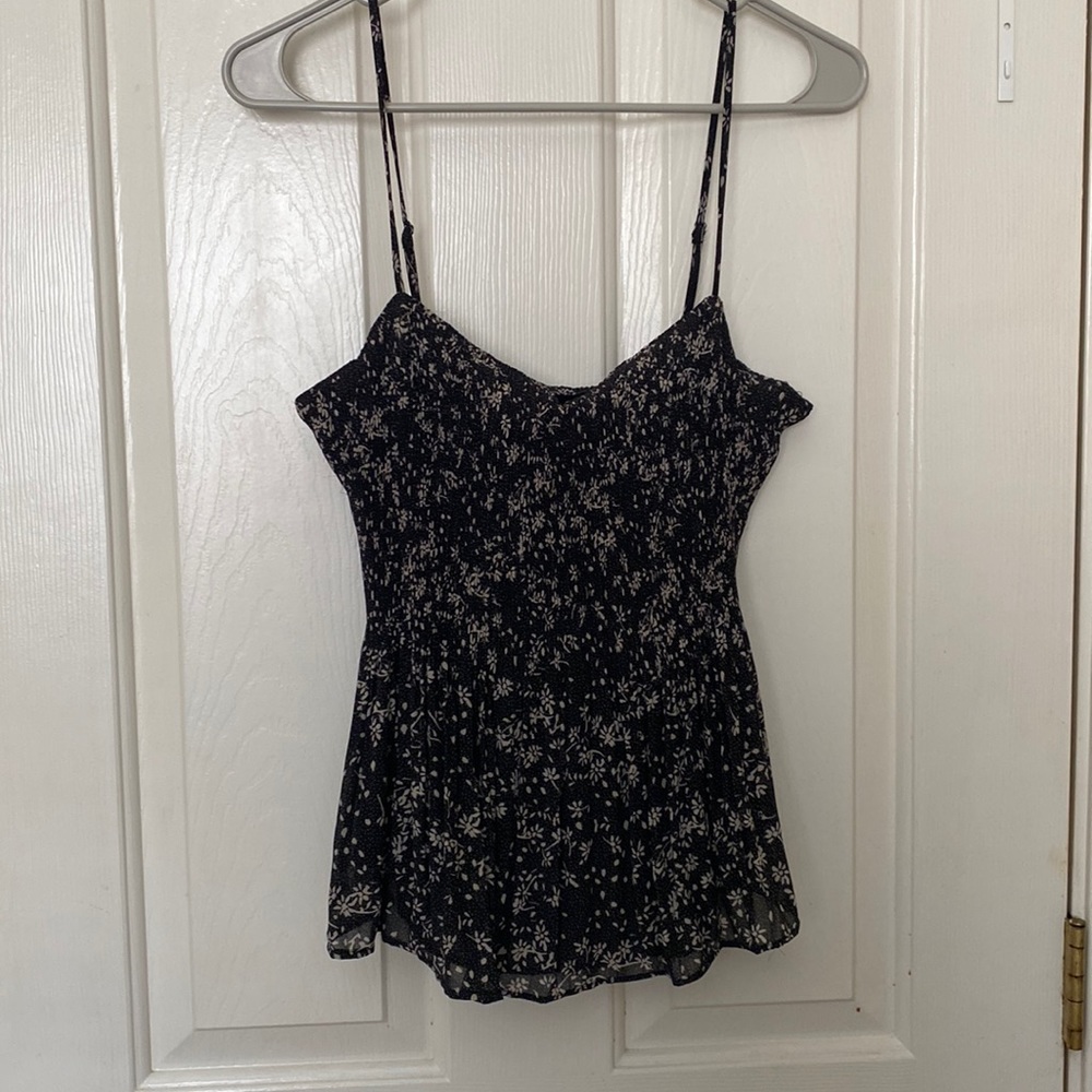 Brand- Lush, Size- M, Condition- New/ Tag on